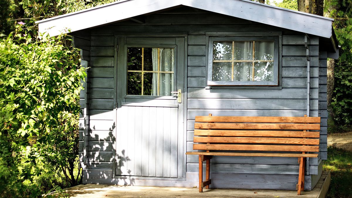 Shed, swimming pool, greenhouse: what rules to follow when installing an extension in your garden?